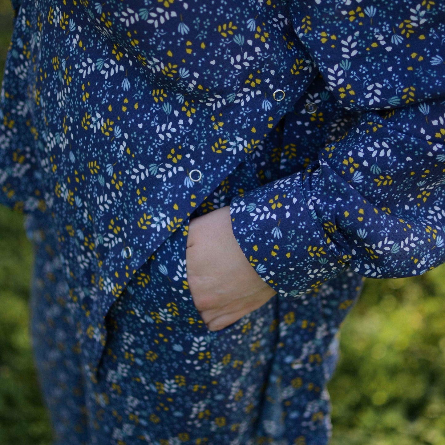 Shirt + pants with a print "Mimosas"