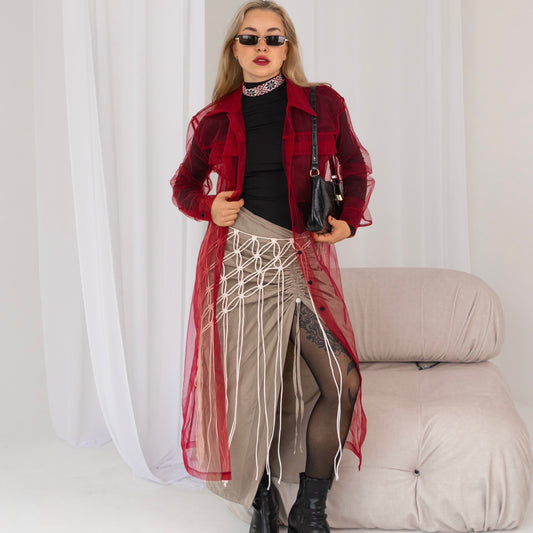 Подовжена прозора сорочка кольору марсала