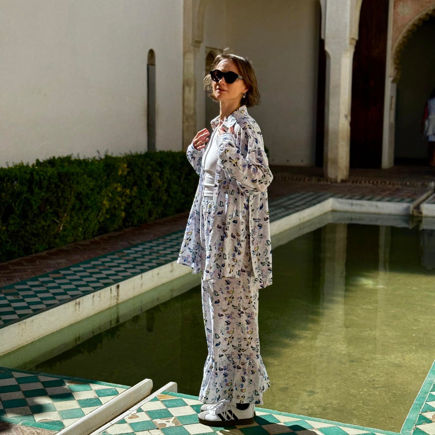 Shirt+ pants with a bird print