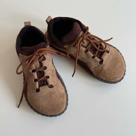 BOSIxHOCHUSOBITAKE демісезонні кросівки