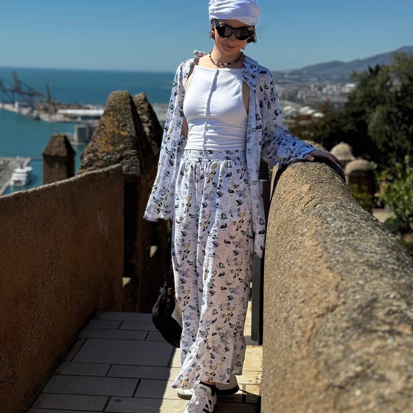 Shirt+ pants with a bird print