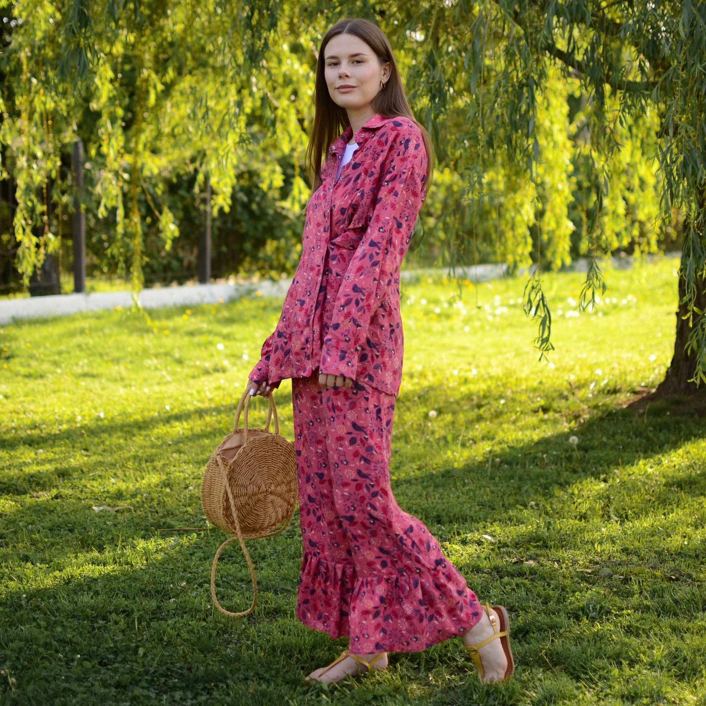 Shirt + pants with a print "Crimson birds"