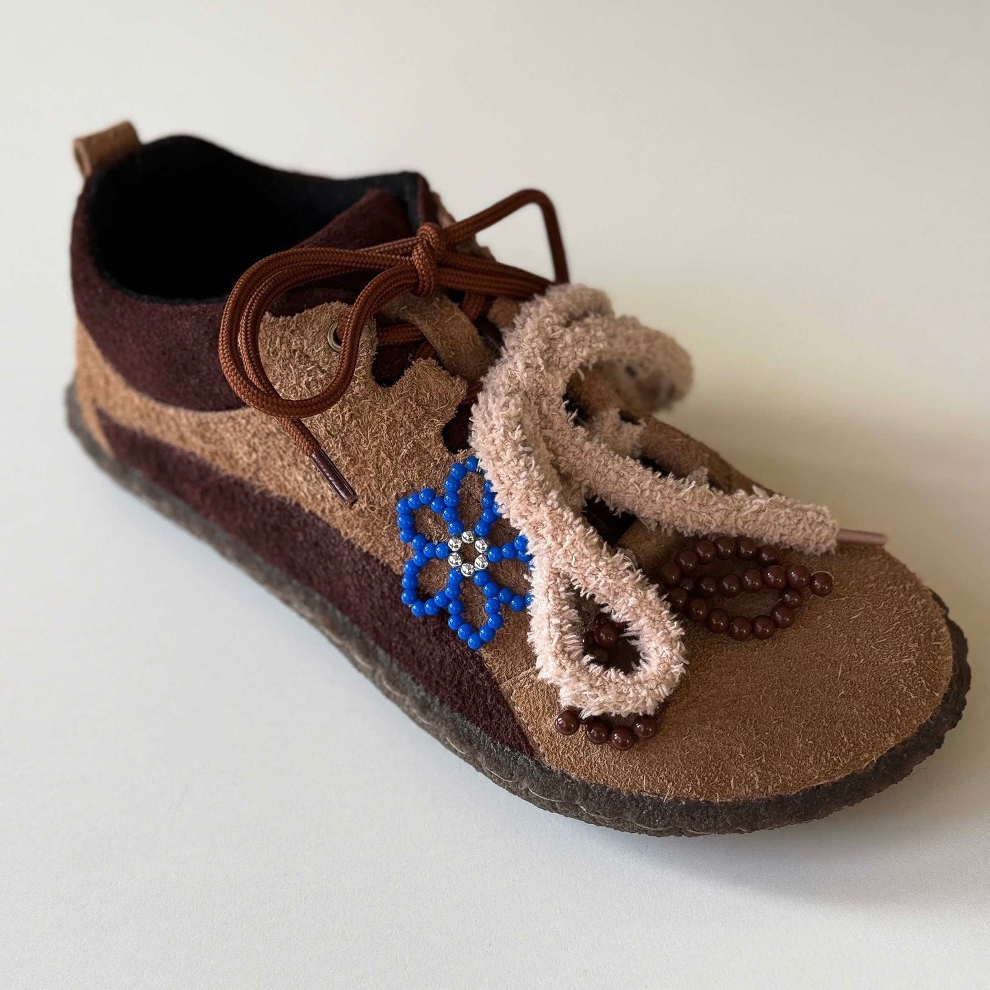 BOSIxHOCHUSOBITAKE demi-season sneakers