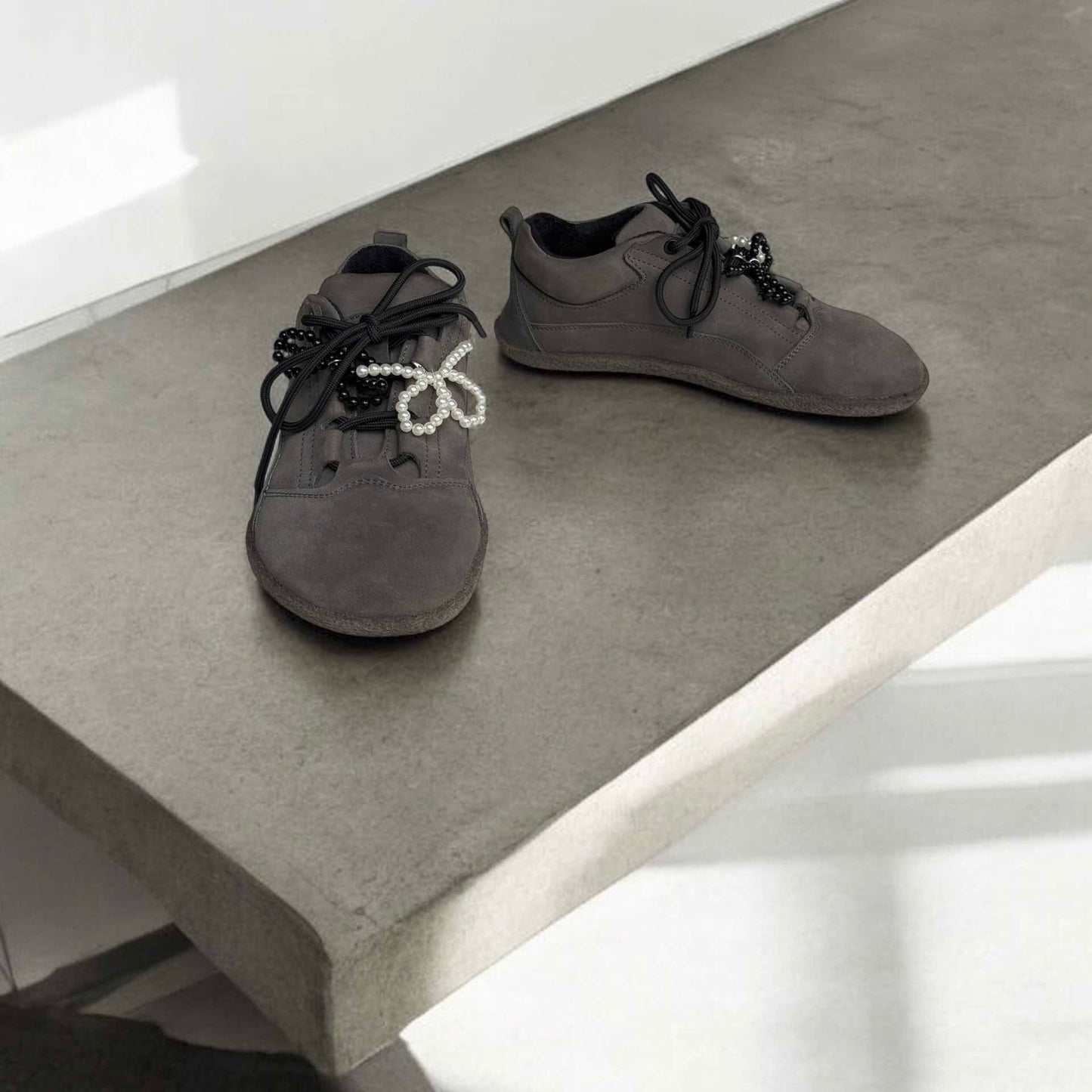 BOSIxHOCHUSOBITAKE demi-season sneakers