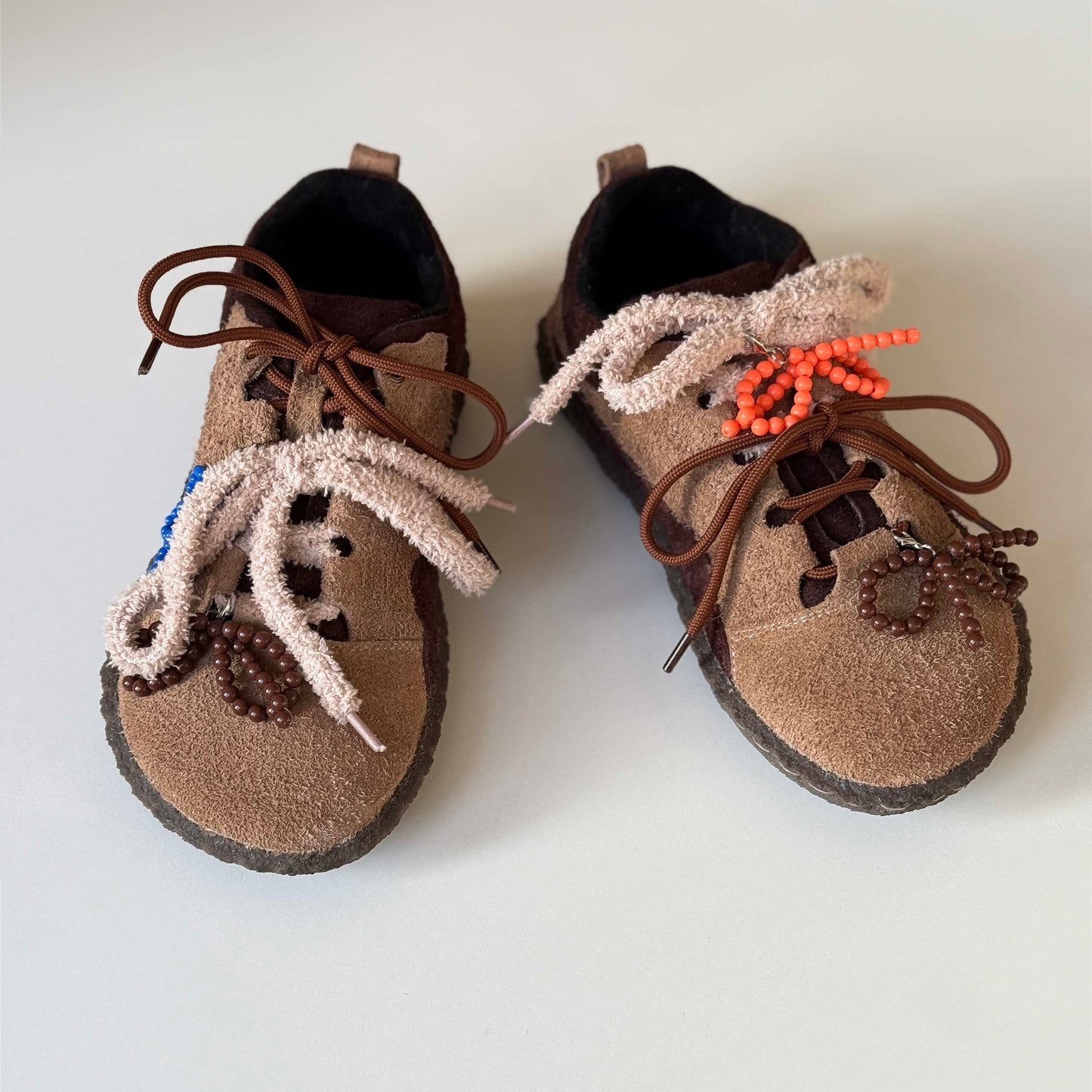 BOSIxHOCHUSOBITAKE demi-season sneakers