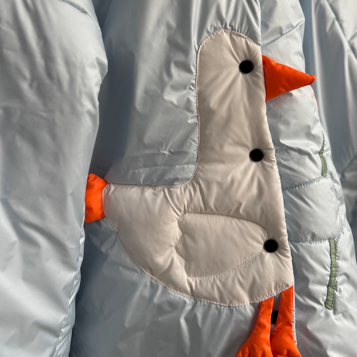 <tc>Куртка «Качечка» блакитна зі знімними бантами і пристібним капюшоном</tc>