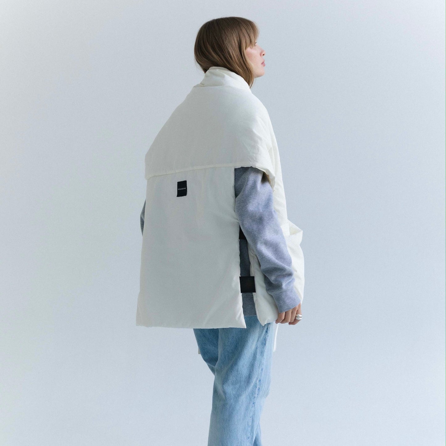 Milk Down vest with detachable hood
