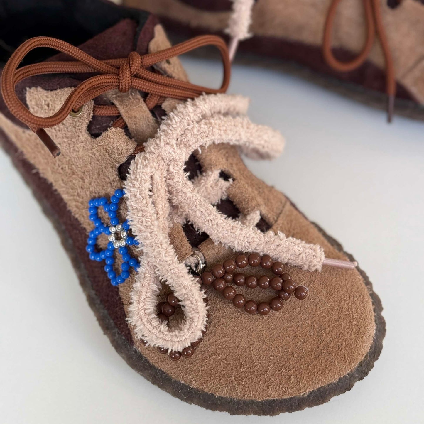 BOSIxHOCHUSOBITAKE demi-season sneakers
