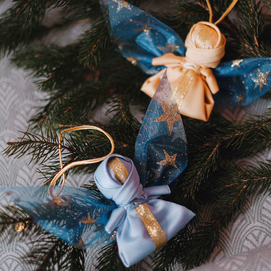 Прикраса на ялинку «Мотанка» у святковому пакуванні