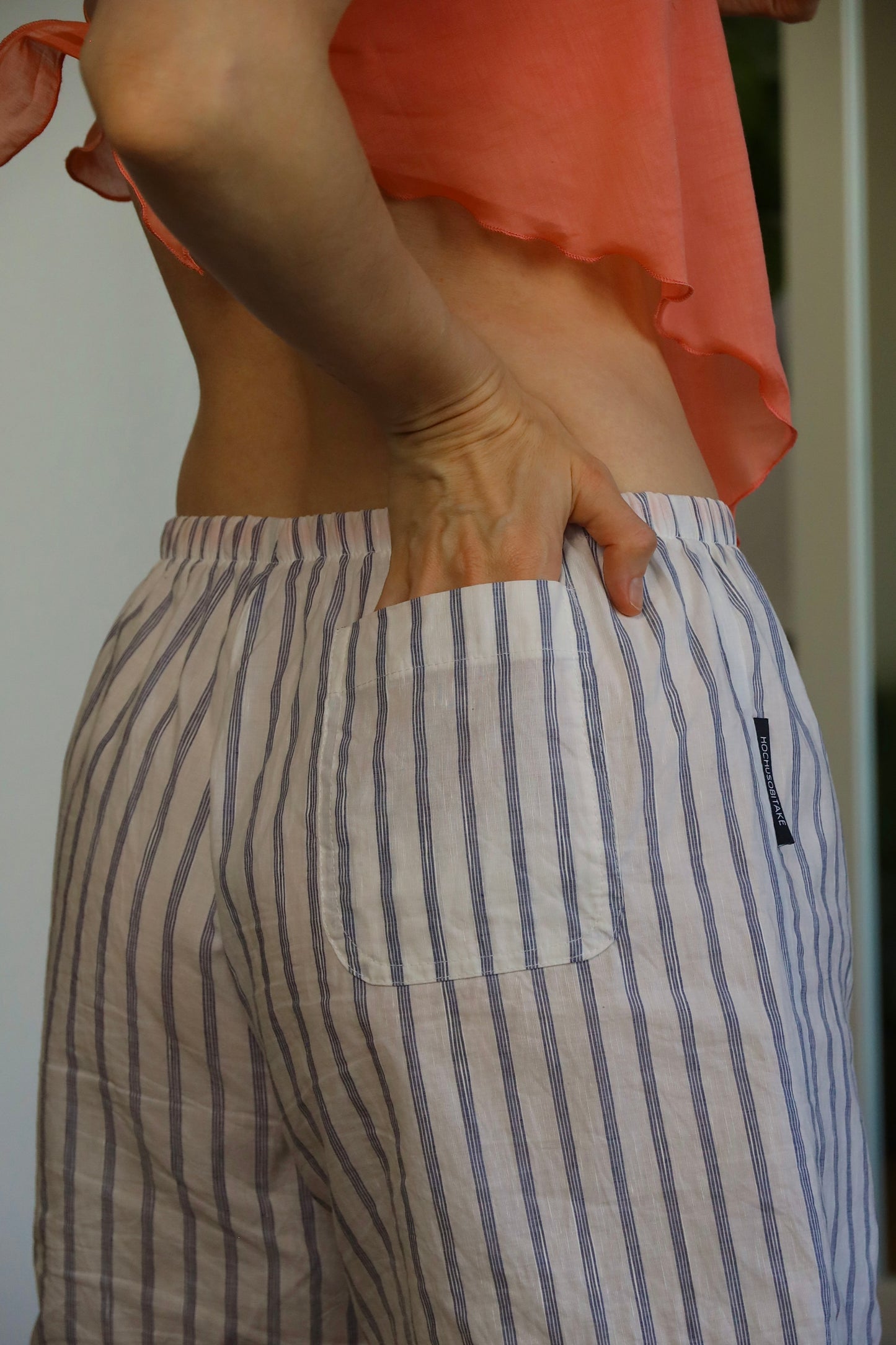 Striped shorts with color accents of your choice