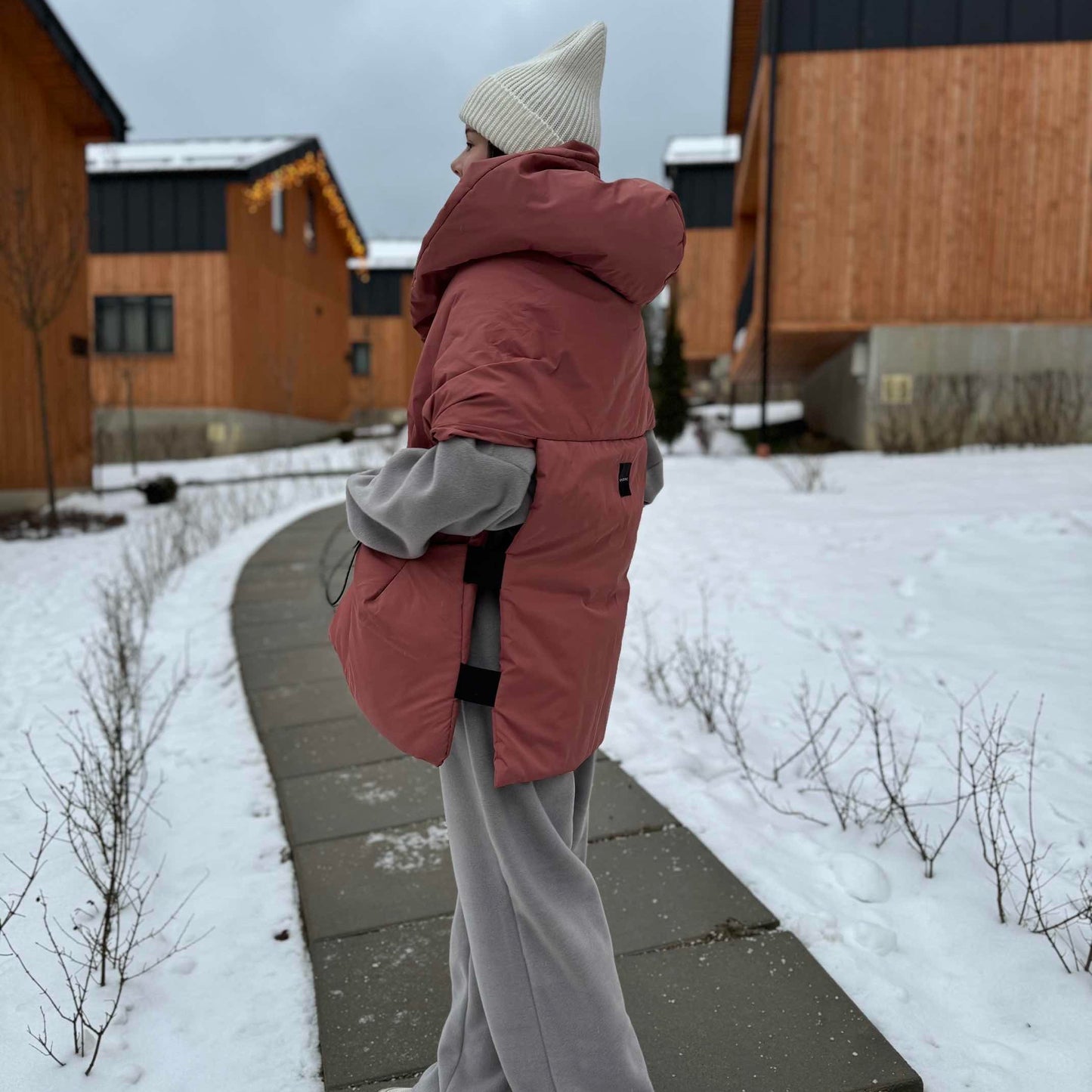 Terracotta Down vest with detachable hood