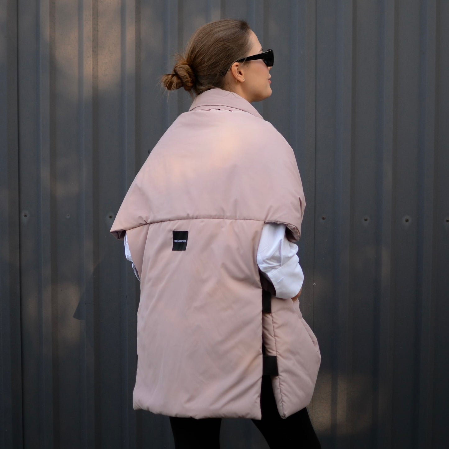 Powder Down vest with detachable hood
