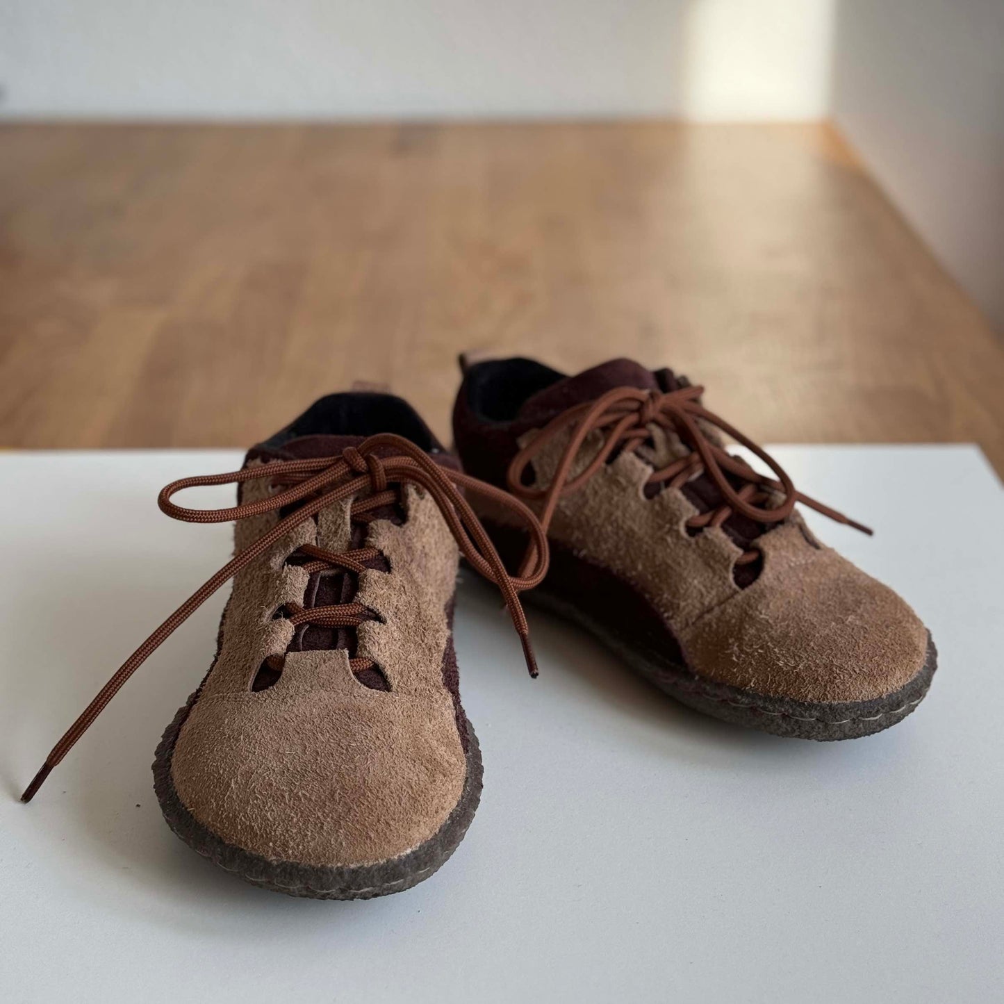 BOSIxHOCHUSOBITAKE demi-season sneakers