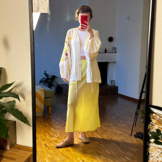 Прозора спідниця в жовтому кольорі