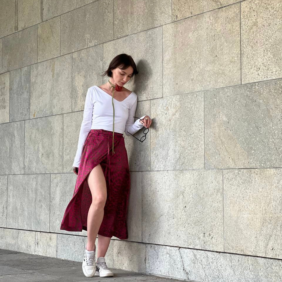 Asymmetrical skirt leopard