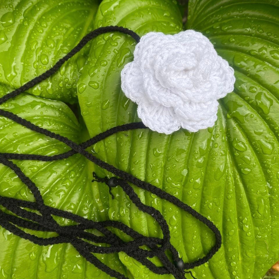 Crochet flower choker white rose