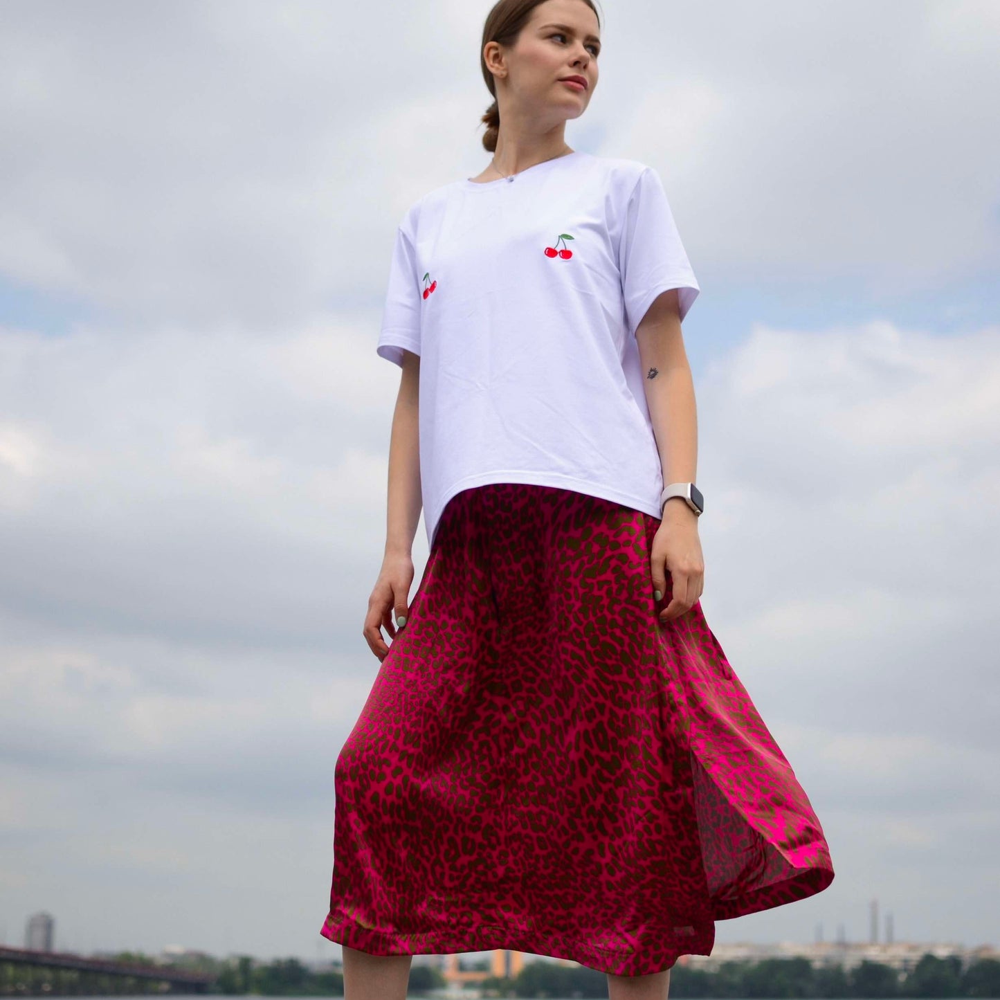 Asymmetrical skirt leopard