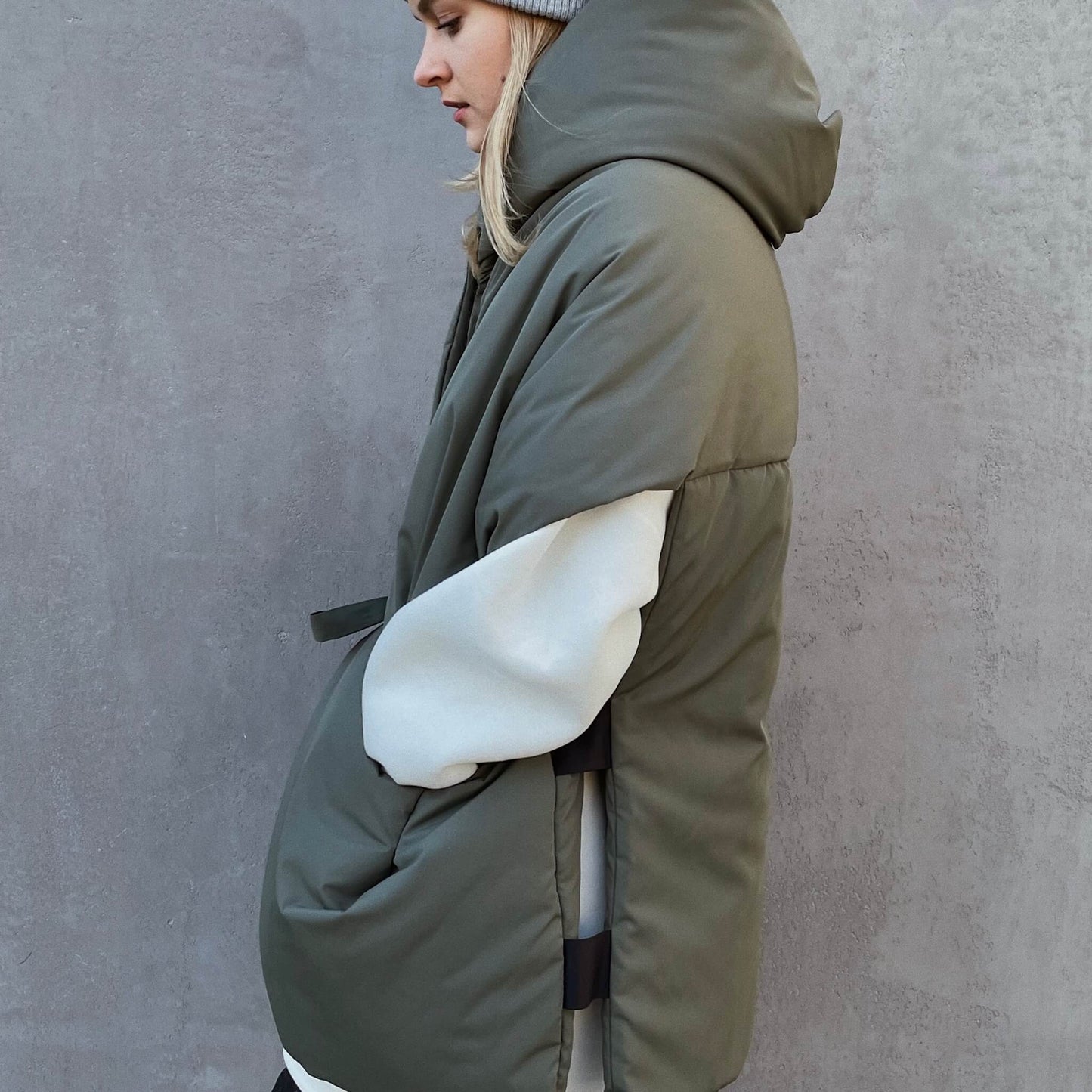 Khaki Down vest with detachable hood