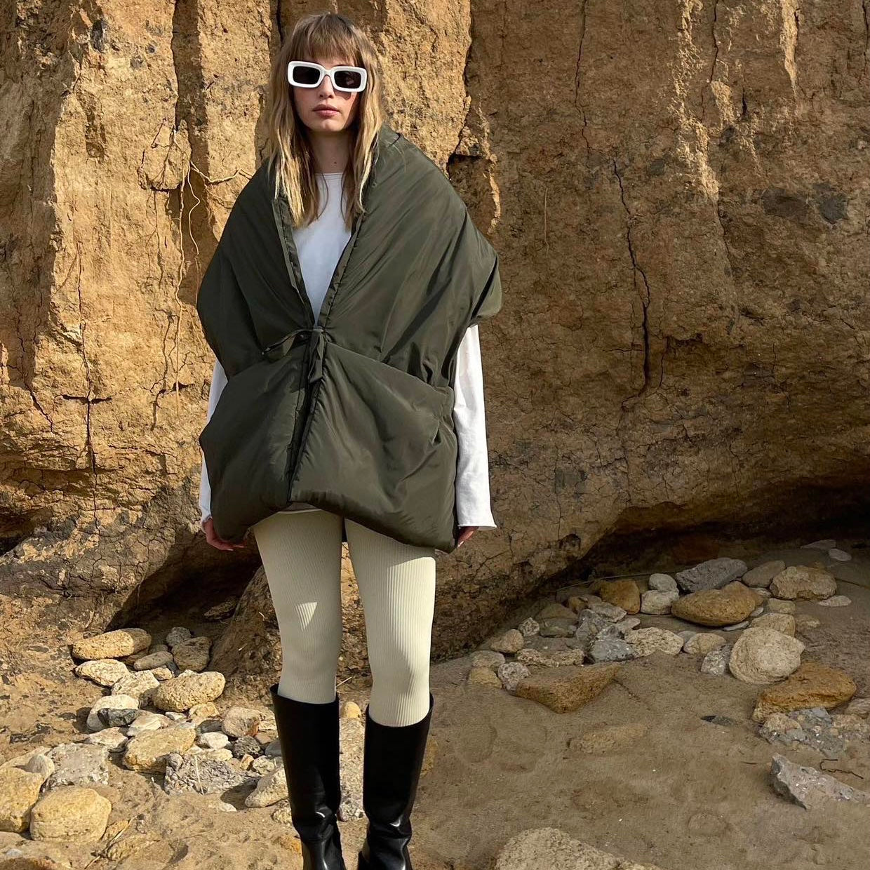 Khaki Down vest with detachable hood