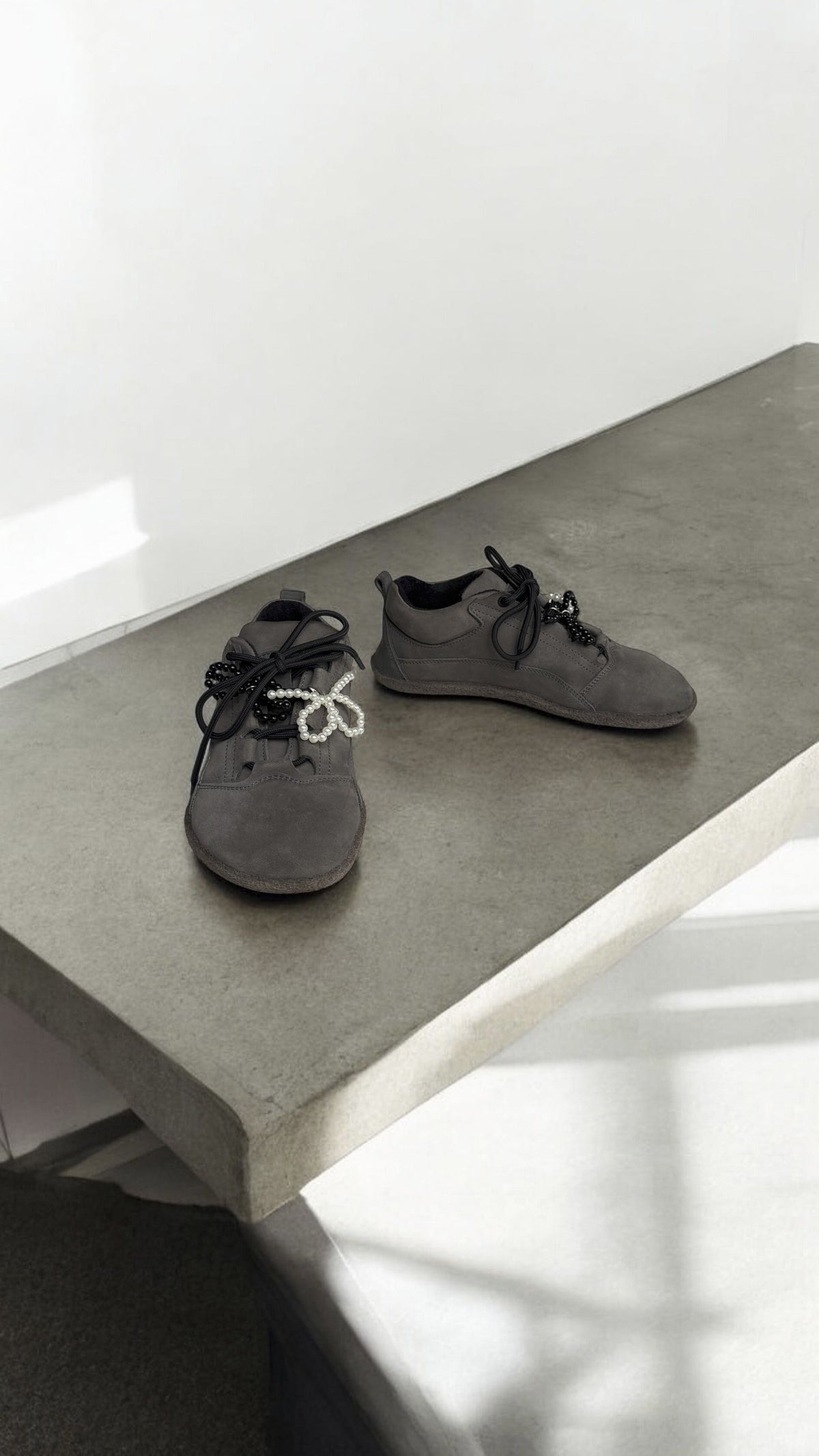 BOSIxHOCHUSOBITAKE demi-season sneakers