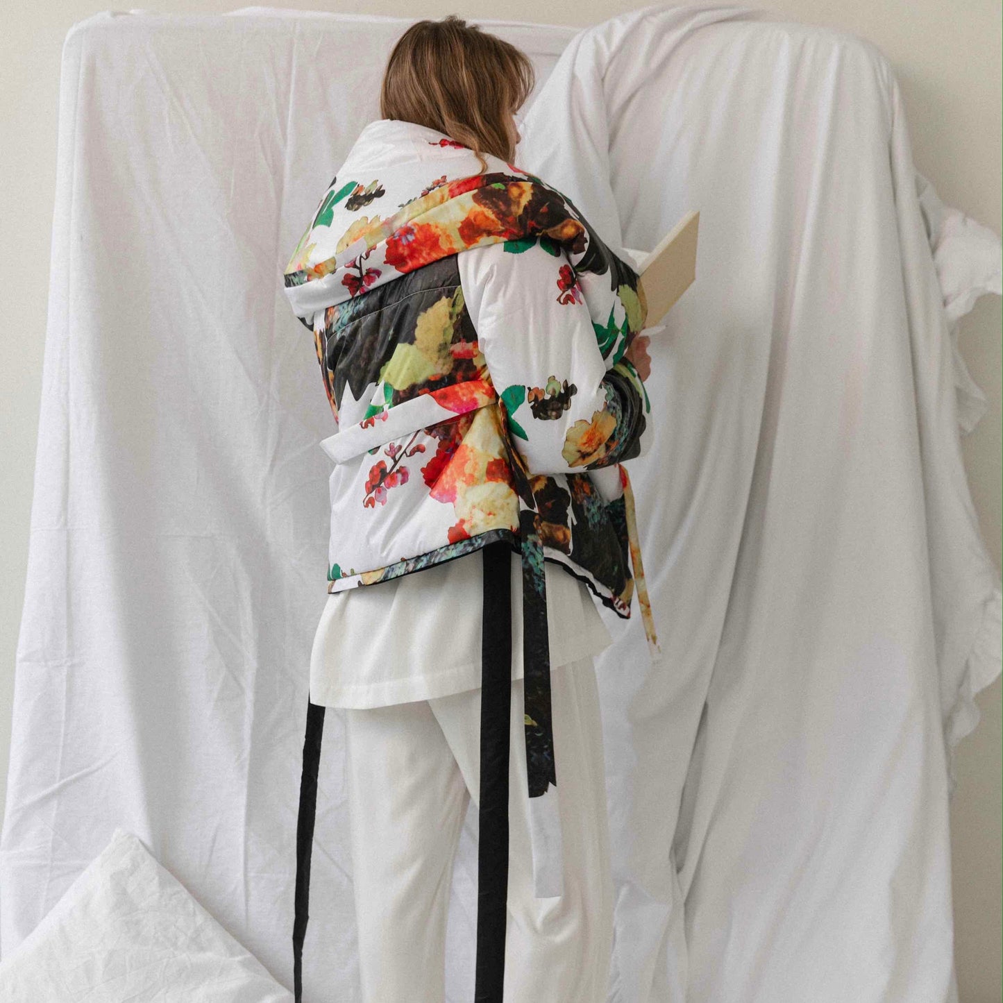 Double sided quilt blanket-coat Flower/Black