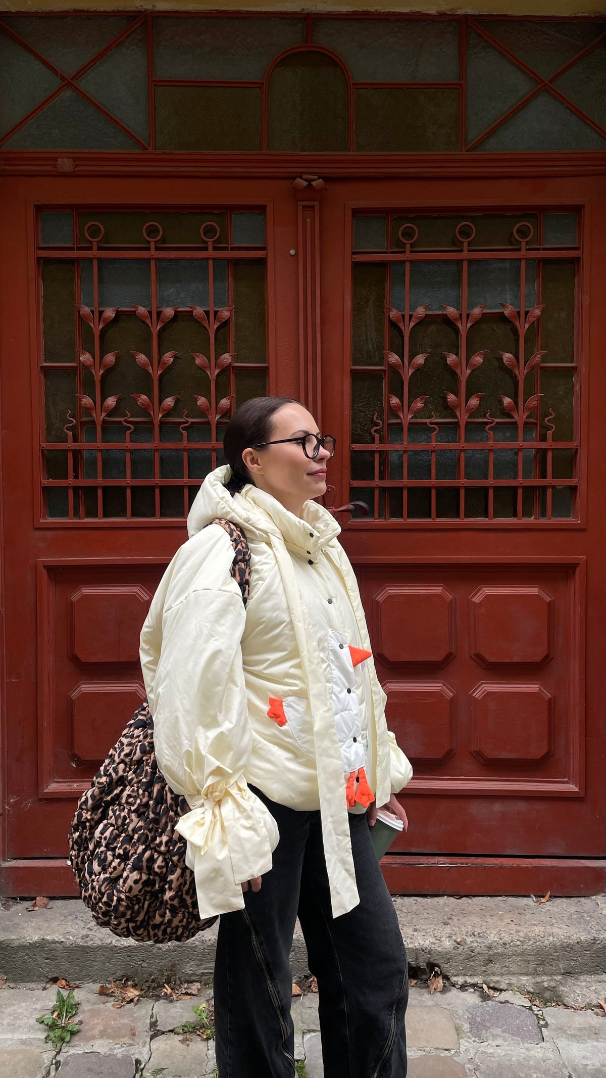 Down jacket  "Little duck" in yellow butter with detachable bows and removable hood