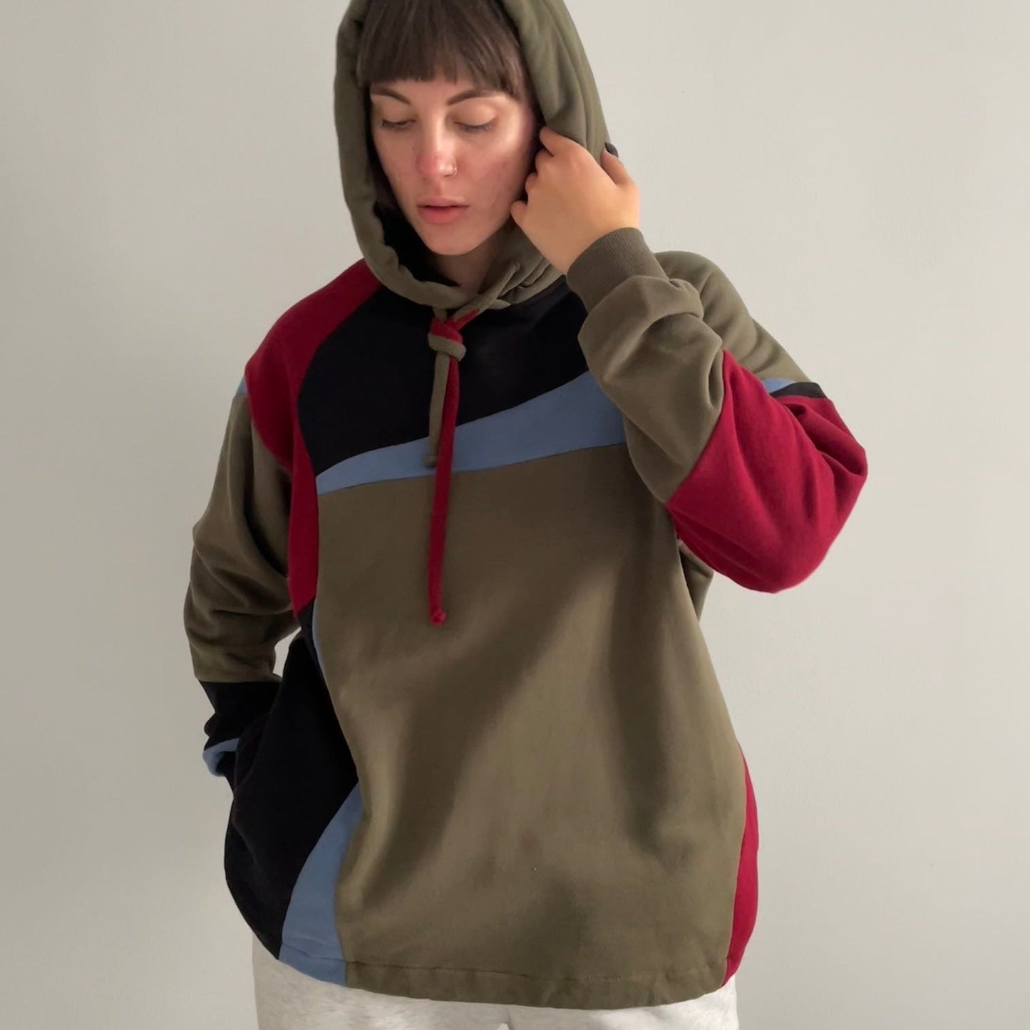 Patched upcycled Hoodie khaki