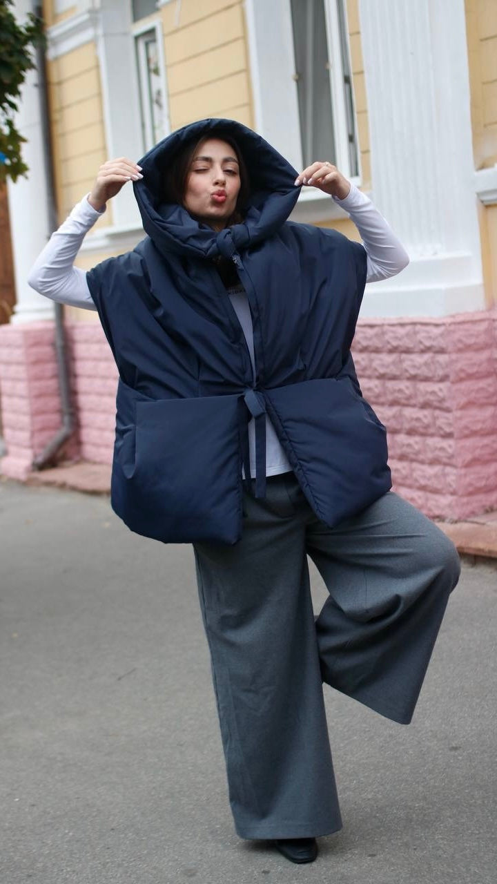 Deep blue Down vest with detachable hood