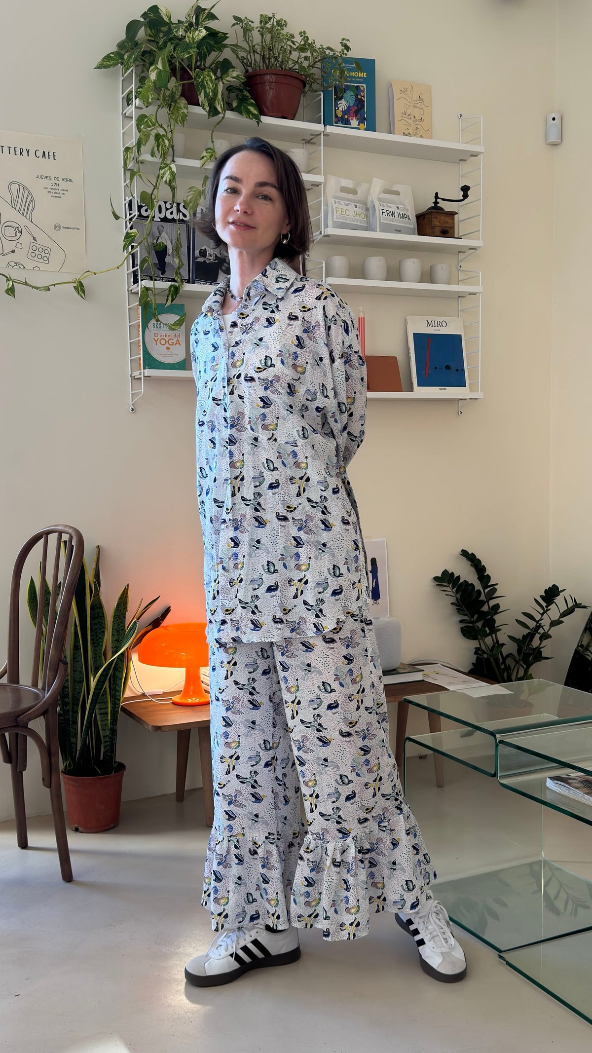 Shirt with a bird print