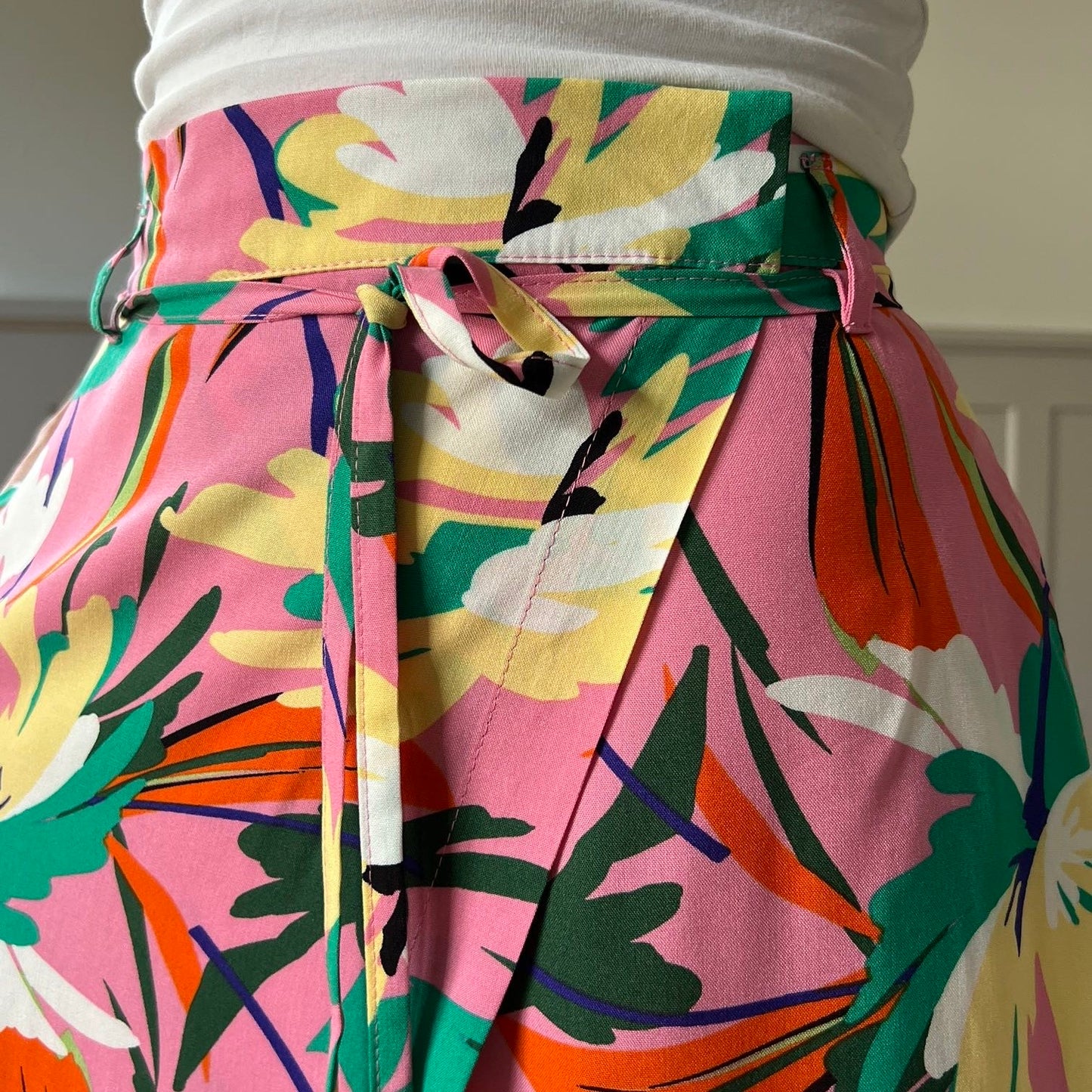 Asymmetrical skirt «Nymphaea»