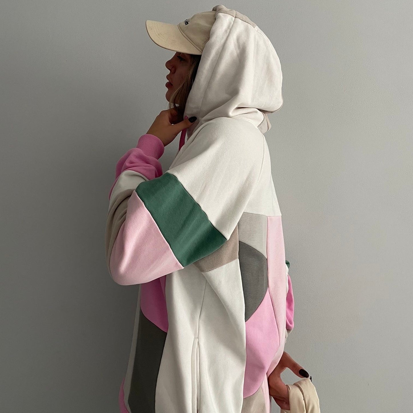 Patched upcycled Hoodie pink