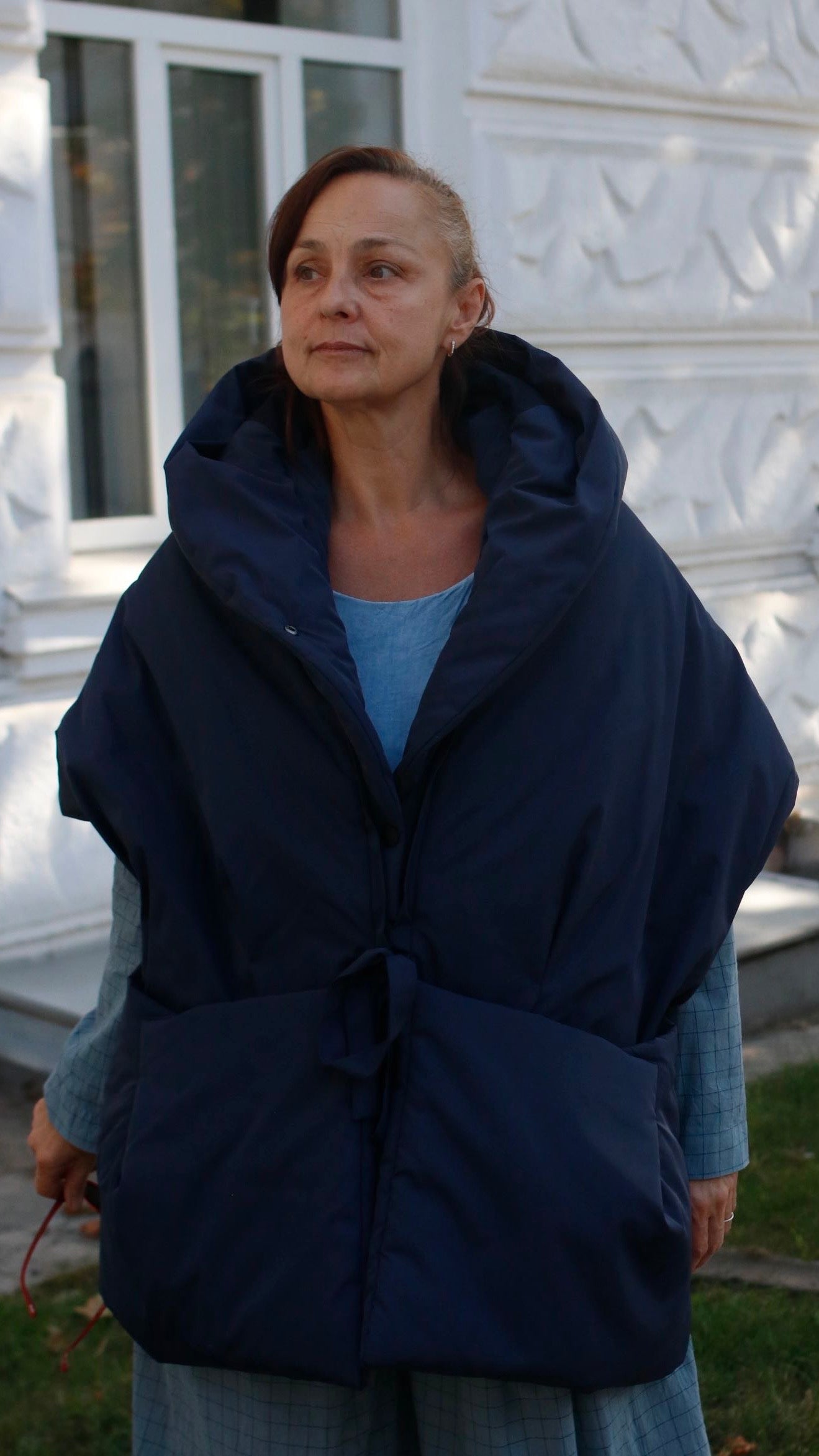 Deep blue Down vest with detachable hood