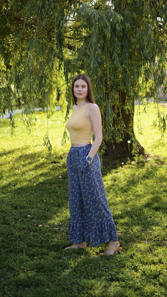 Pants with a print "Mimosas"