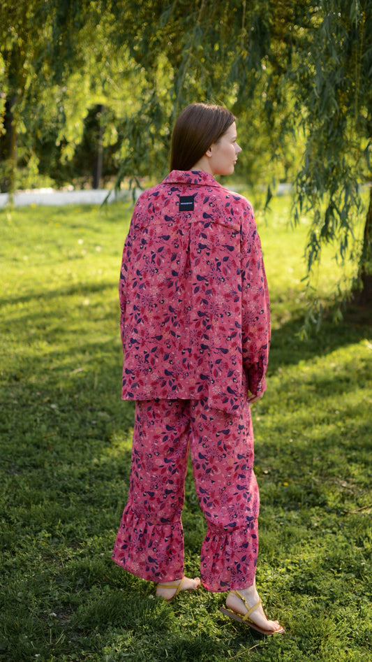Shirt + pants with a print "Crimson birds"