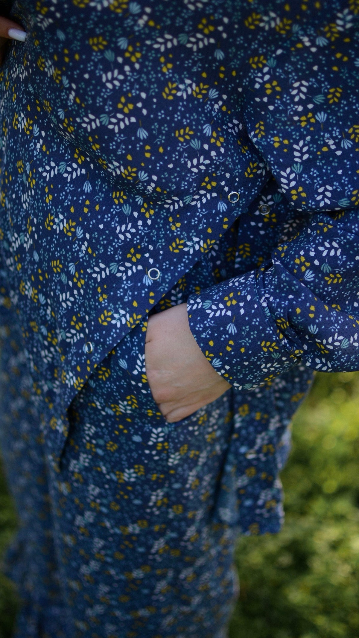 Shirt + pants with a print "Mimosas"
