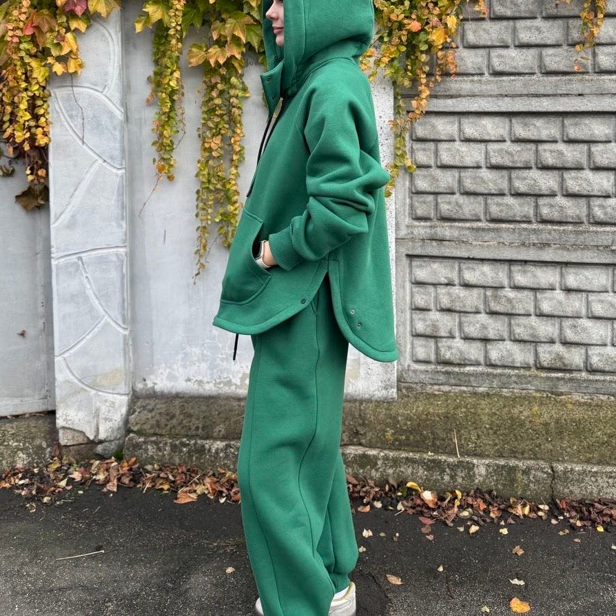 <tc>Спортивні штані кольору смарагд</tc>