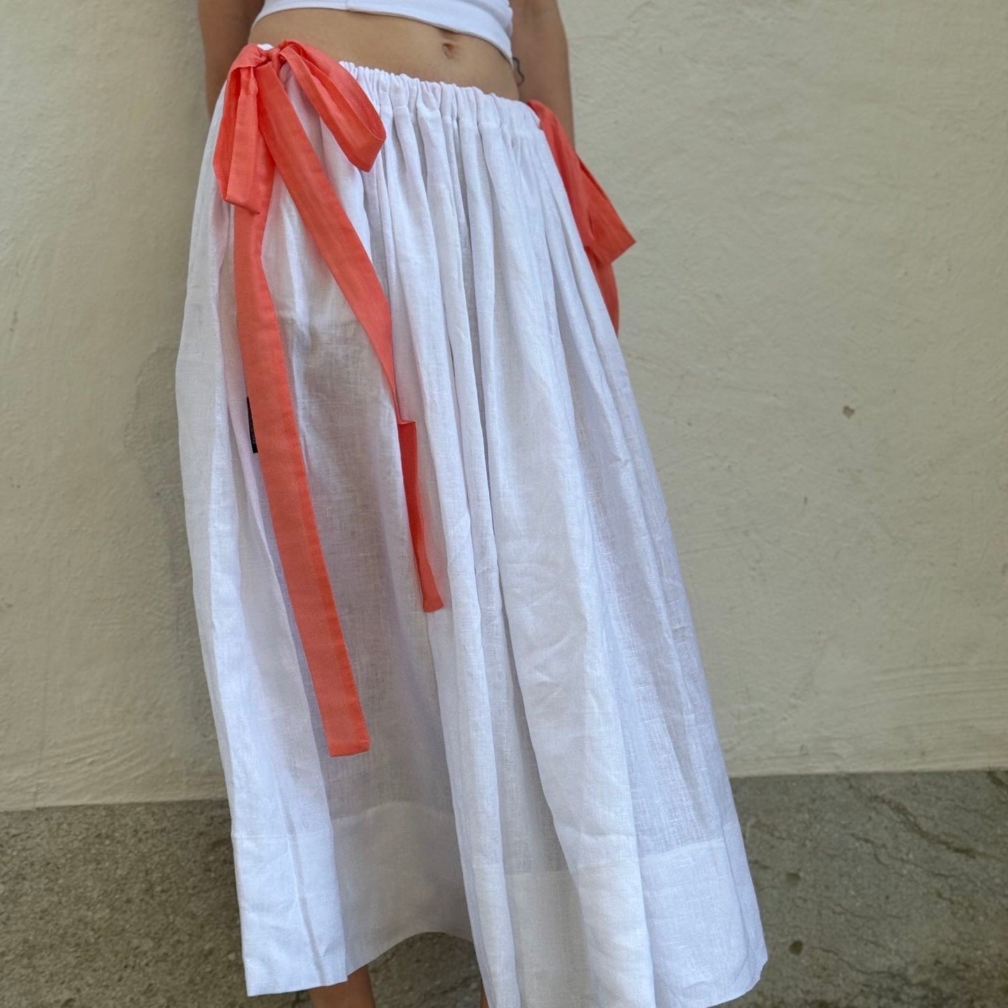 One-size organic linen skirt with ribbons