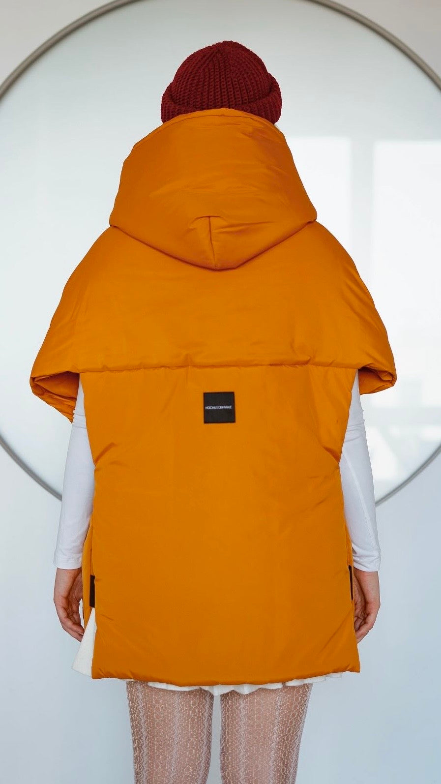 Curry Down vest with detachable hood