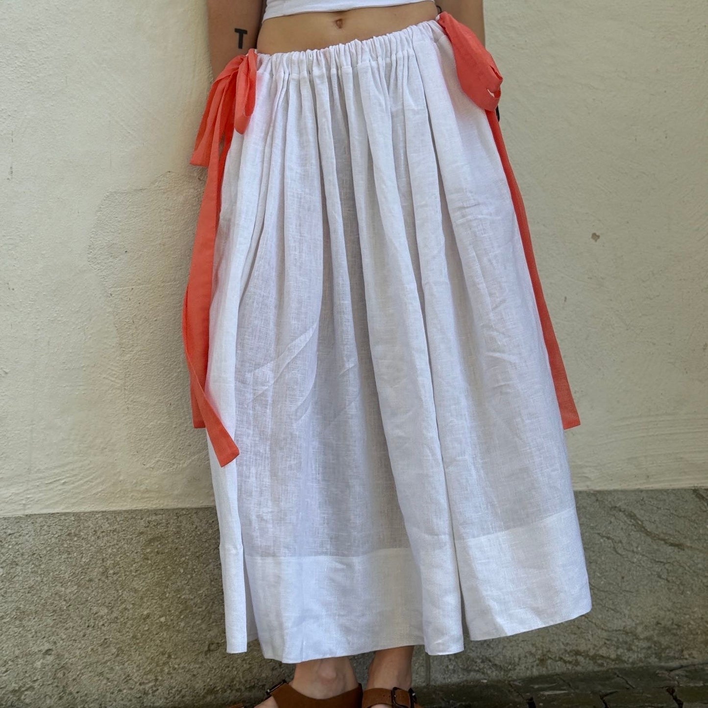 One-size organic linen skirt with ribbons