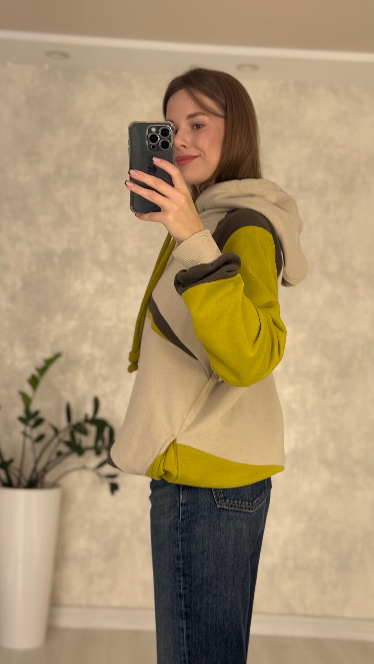 Patched upcycled Hoodie green
