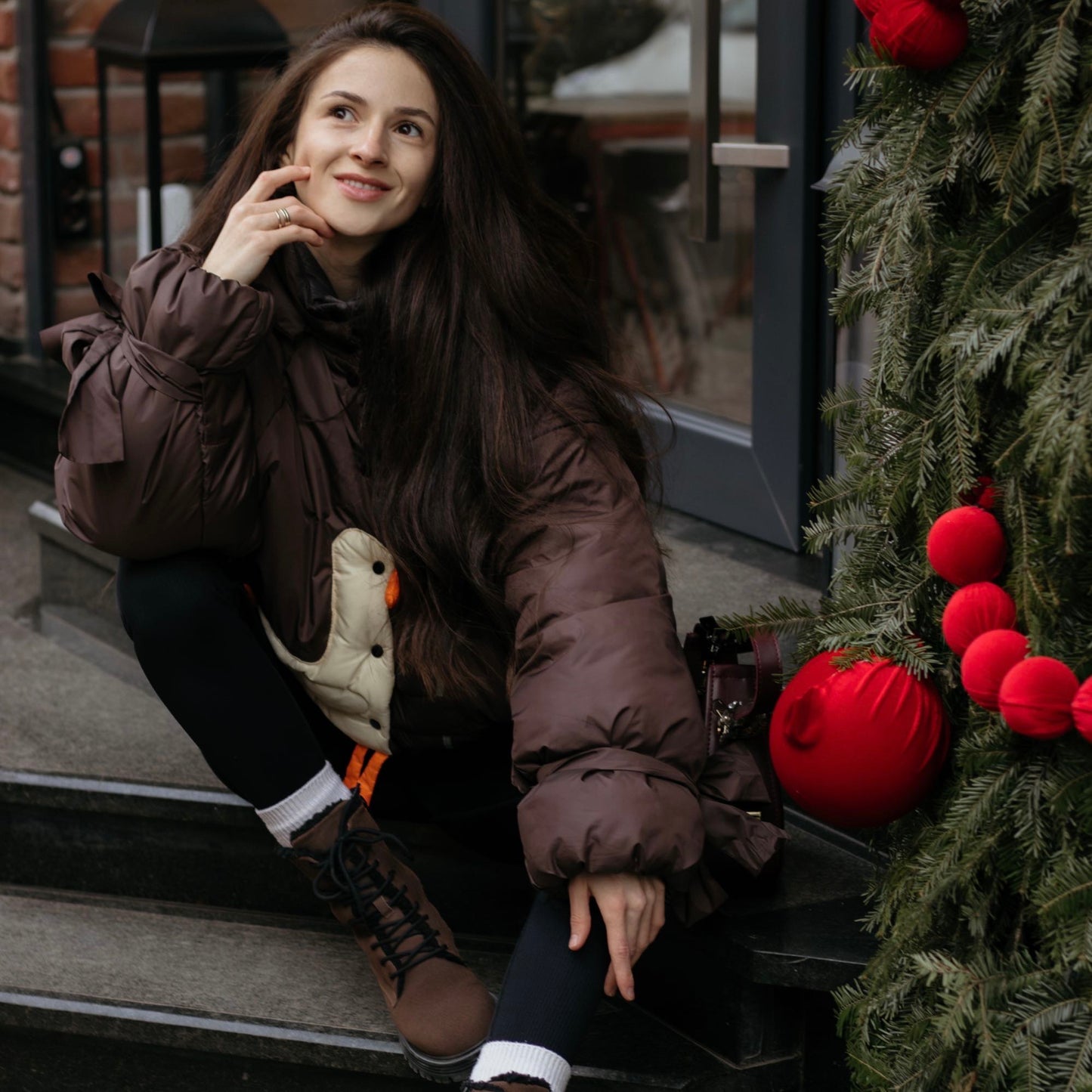 <tc>Куртка «Качечка» шоколадна зі знімними бантами і пристібним капюшоном</tc>