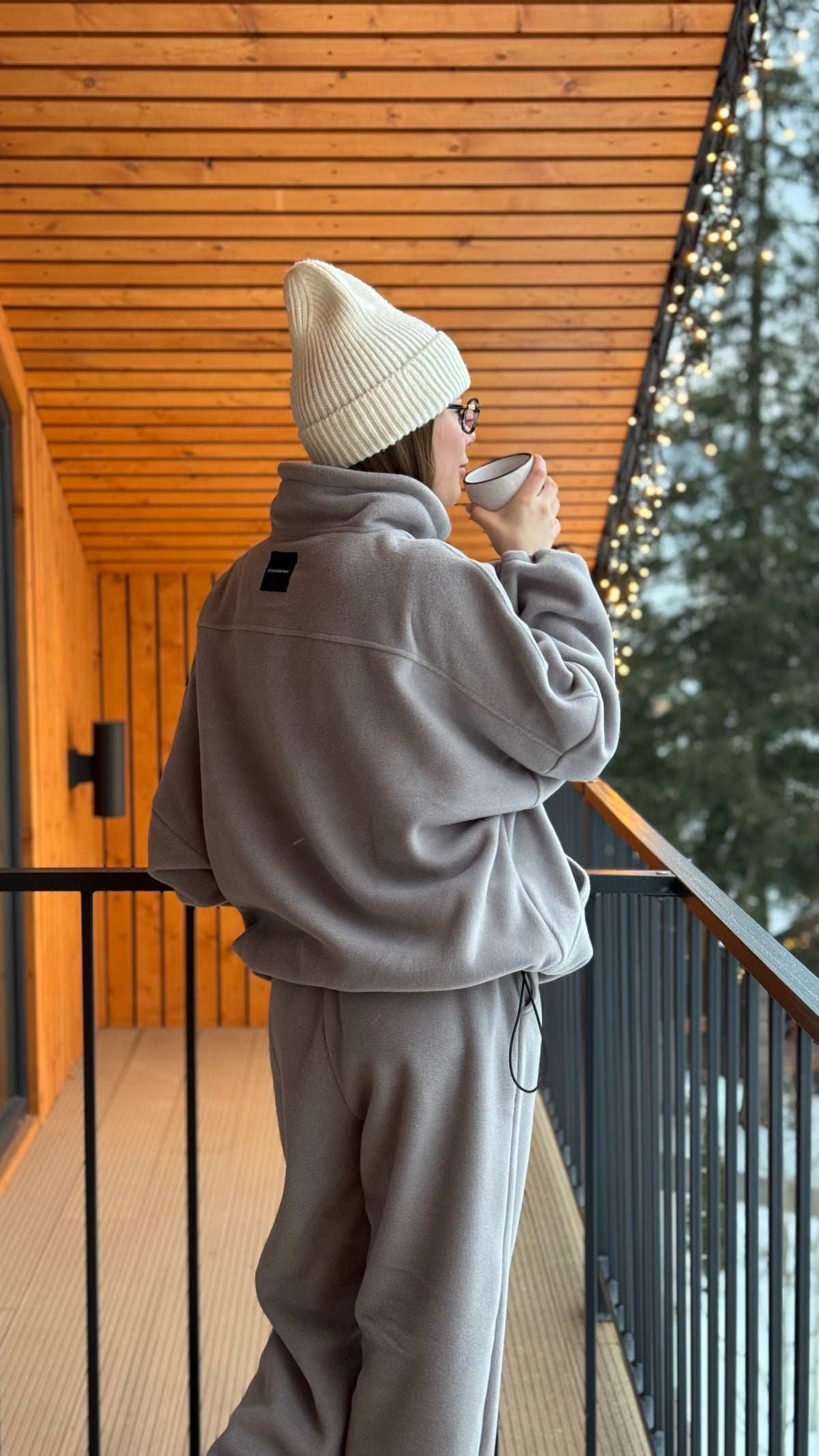 Zip-through fleece jacket gray