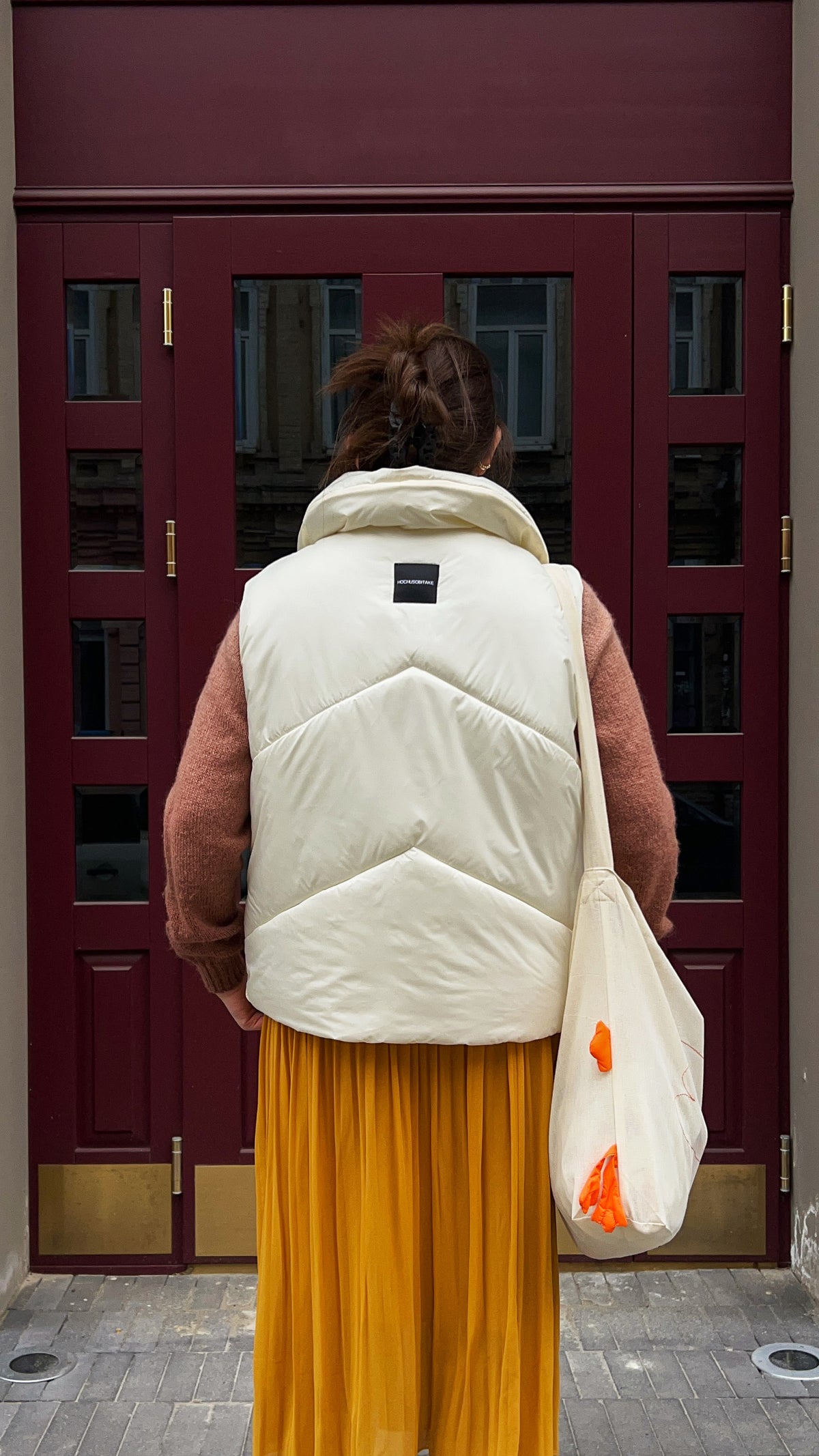 Vest "Little duck" creamy with detachable collar