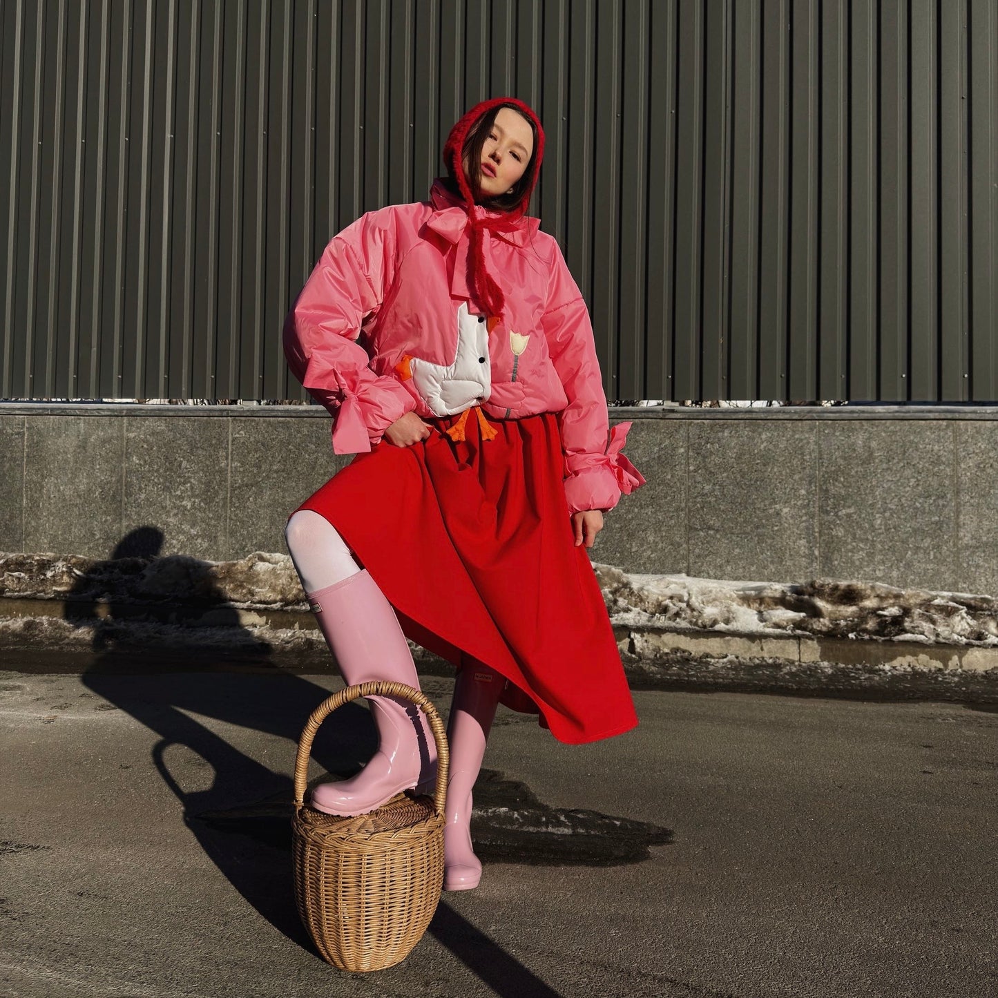 Down jacket  "Little duck" in pink with detachable bows and removable hood