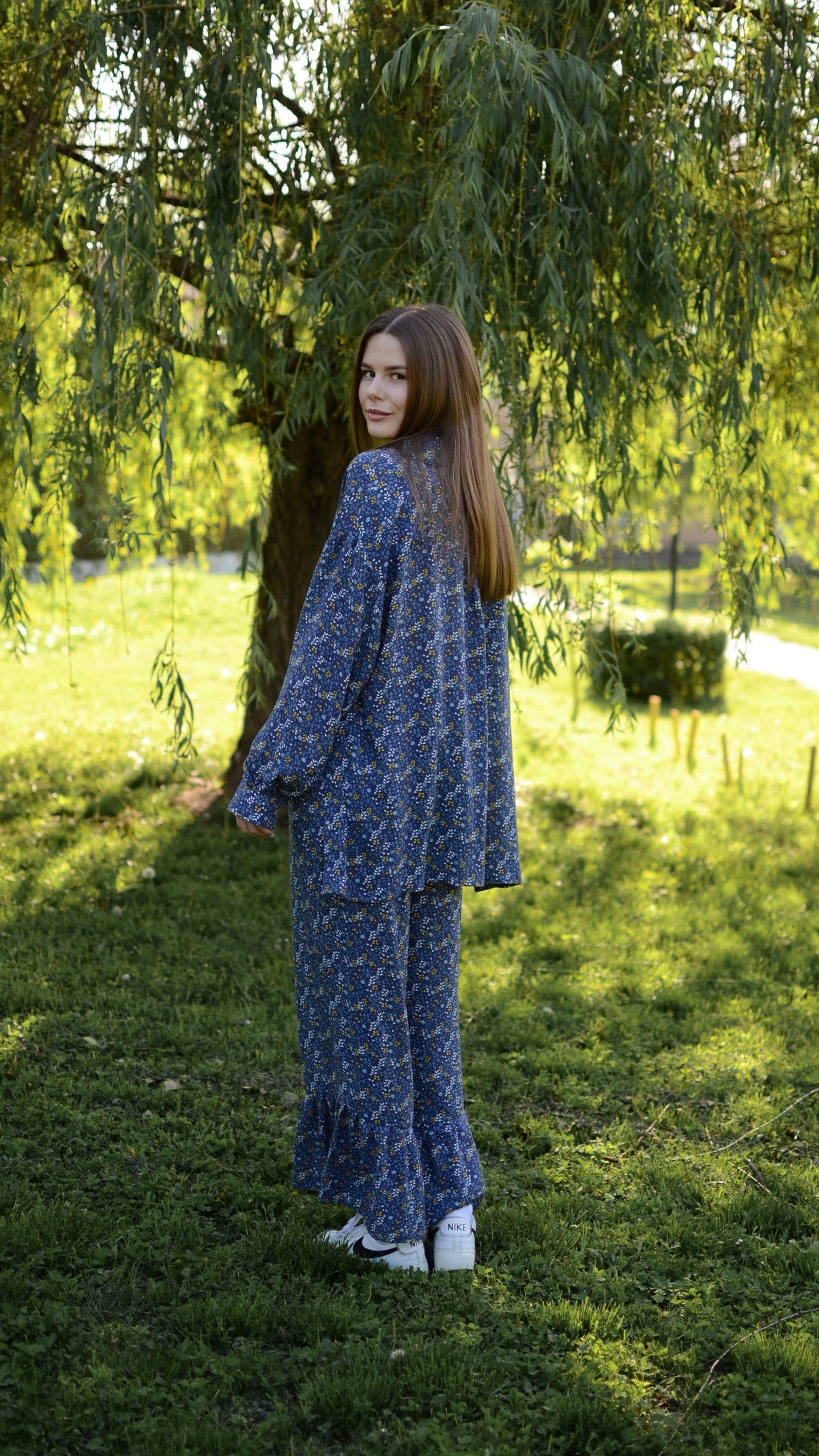 Pants with a print "Mimosas"