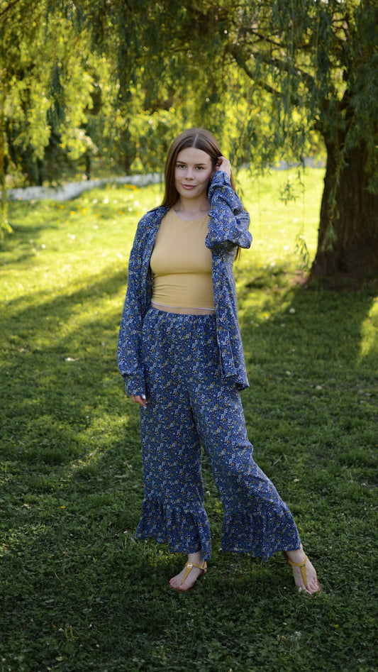 Shirt + pants with a print "Mimosas"