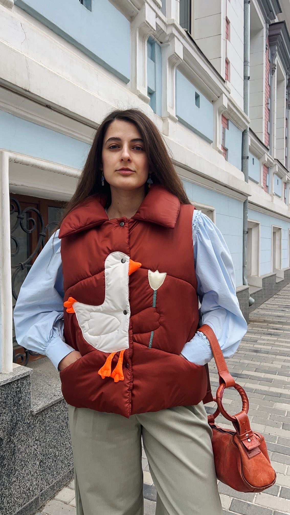 <tc>Жилетка «Качечка» теракотова з відстібним коміром</tc>