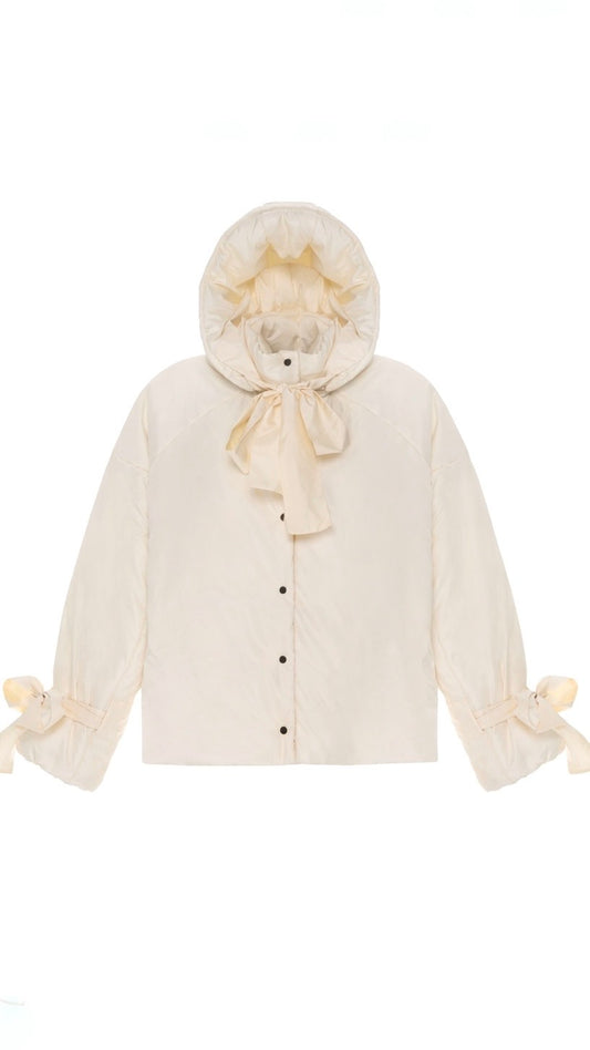 Down jacket in yellow butter with detachable powder and removable hood
