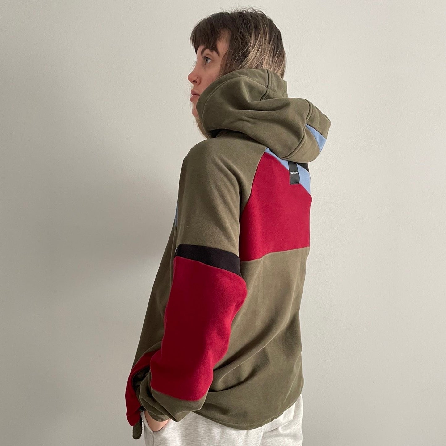 Patched upcycled Hoodie khaki