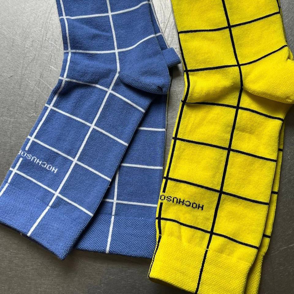 2 pairs pack socks yellow and blue